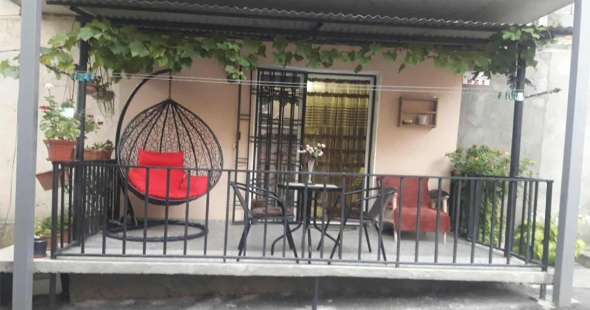 დაჩი აპარტამენტი